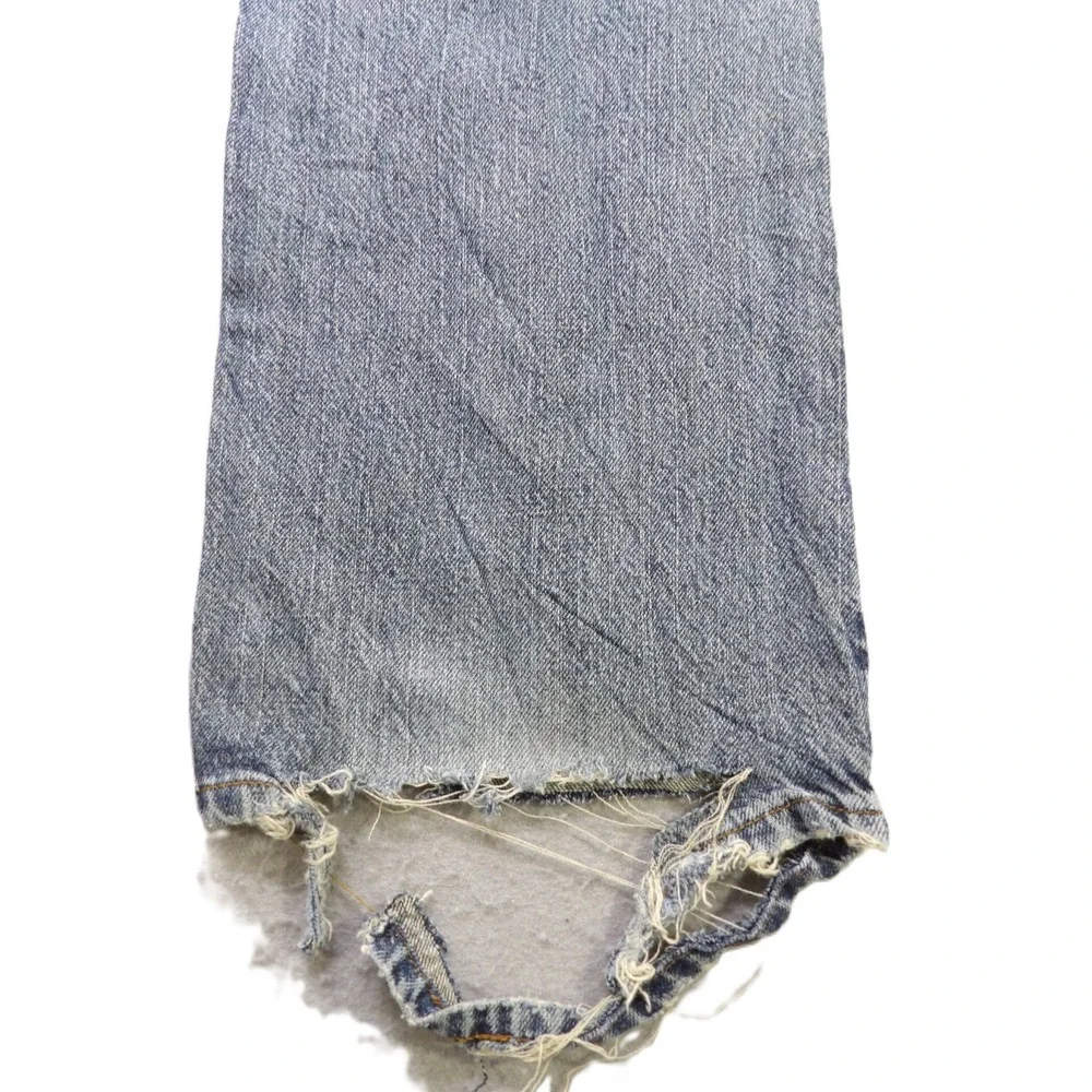 VTG Y2K Levi's 527 Low Boot Cut Jeans Men 34x30 Distressed Light Blue Denim Logo